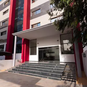 L'adresse 4*, Dakar Senegal